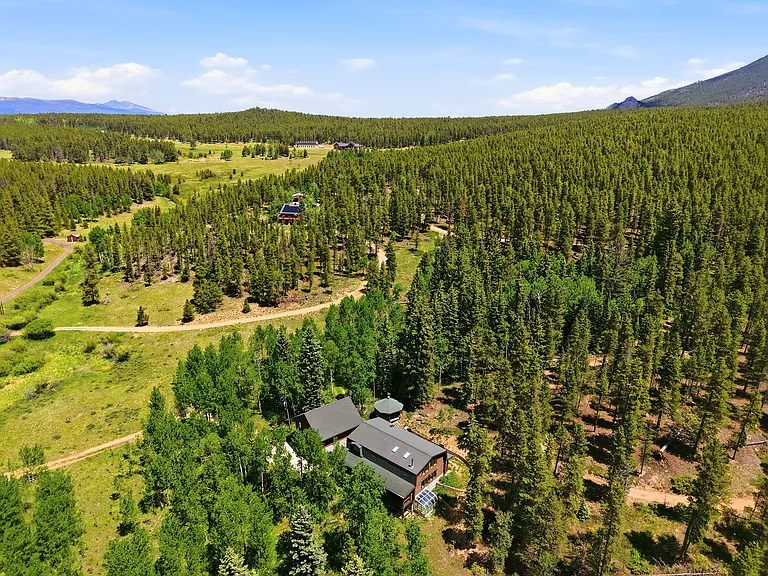 652 Bear Mountain Rd — Photo 41