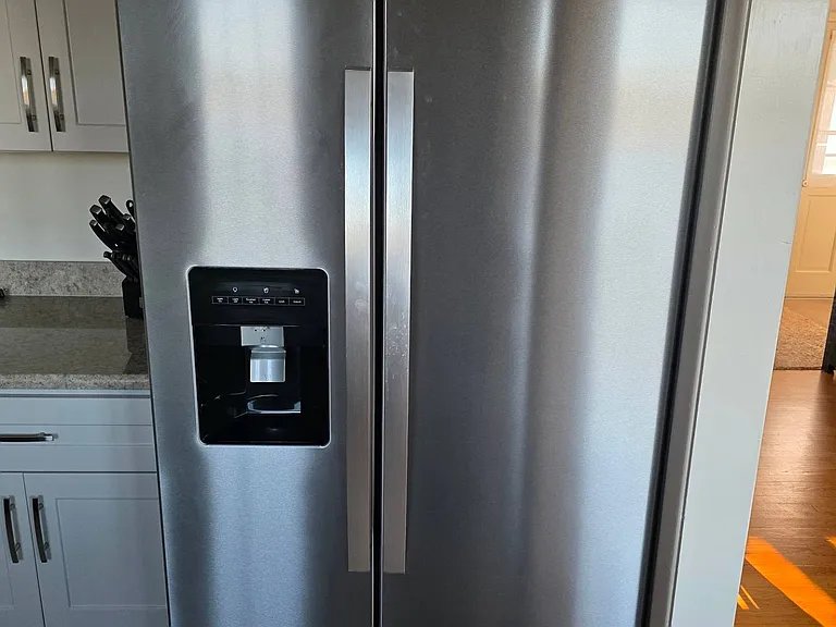 31 Harbor Dr — Photo 11