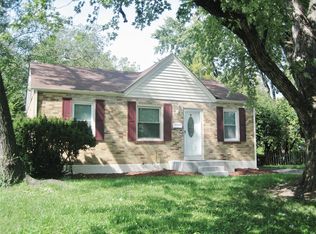 5 Saint Mark Dr, Florissant, MO 63031