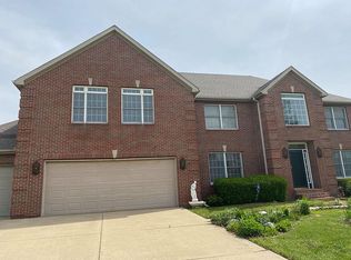 312 N Abbey Rd, Urbana, IL 61802