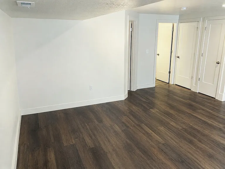 15474 S Revolutionary Way #MIL — Photo 6