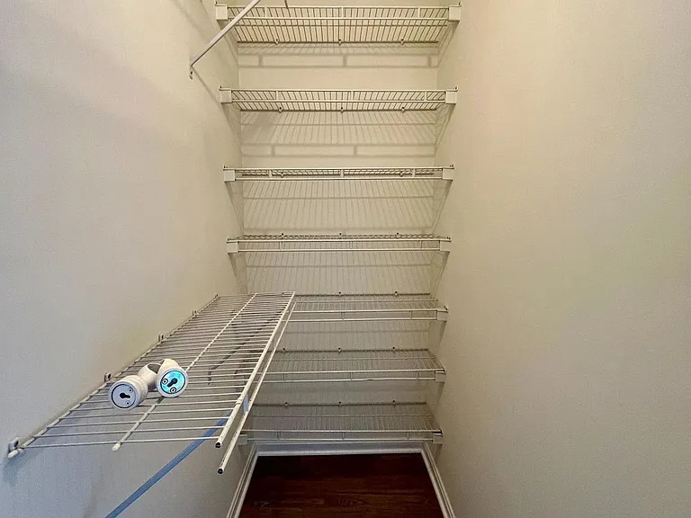 8421 McKenzie Cir — Photo 24
