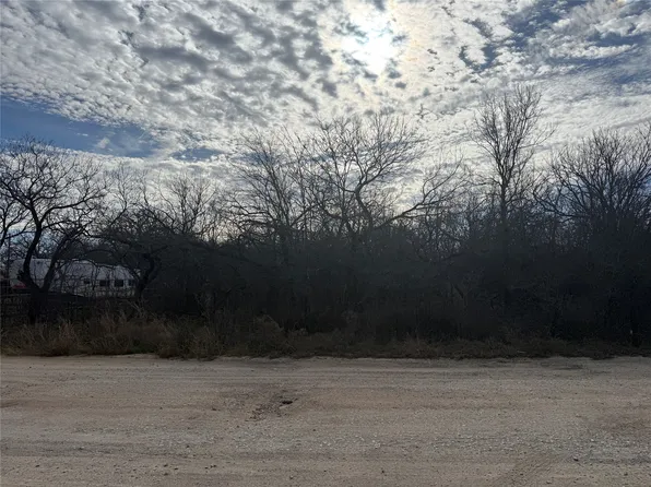 0 Shady Oaks Dr, Bridgeport, TX 76426