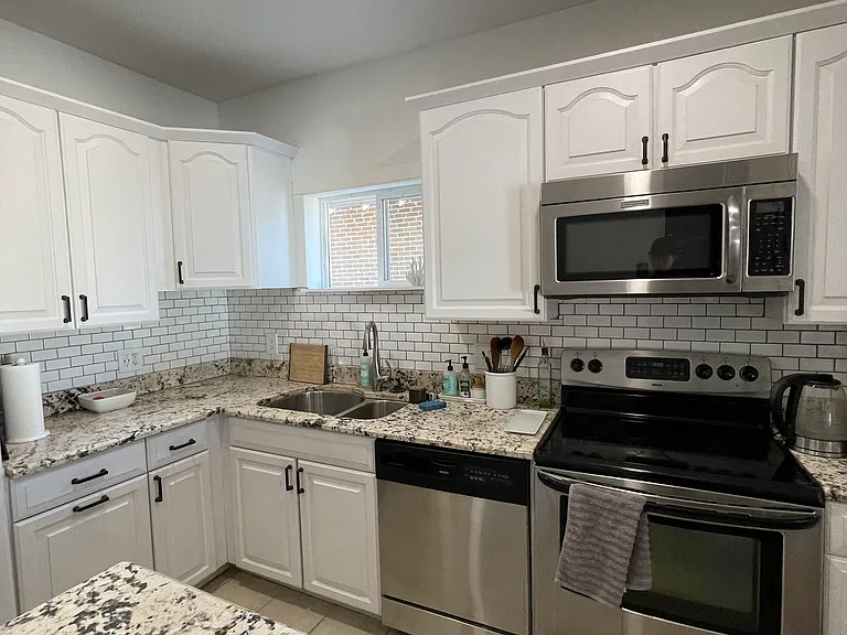 3345 N Gaylord St — Photo 4