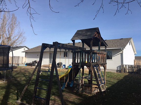 4th image of 574 S Adam Ln