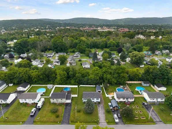 31 Adams Street, St. Albans City, VT 05478-2100