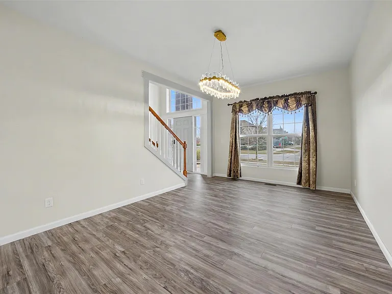 49184 Gracechurch Rd — Photo 14
