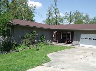 235 Golf Cart Dr, Mayfield, KY 42066