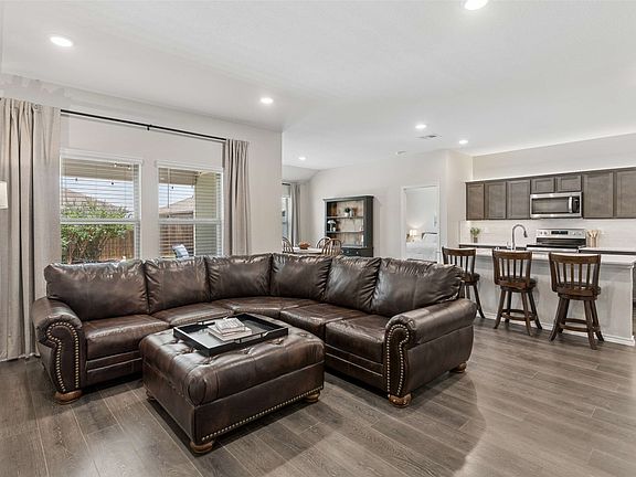 5th image of 702 Cistern Way