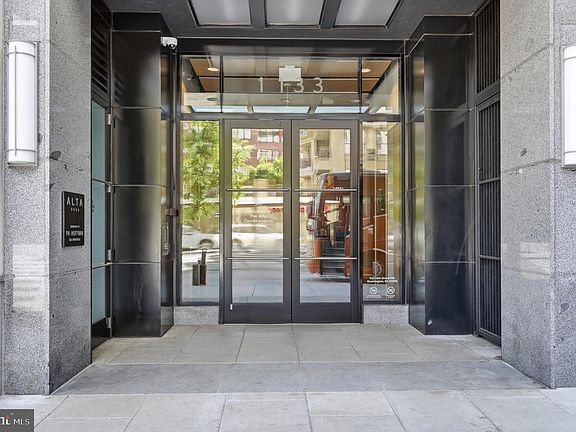 2nd image of 1133 14th St NW APT 706