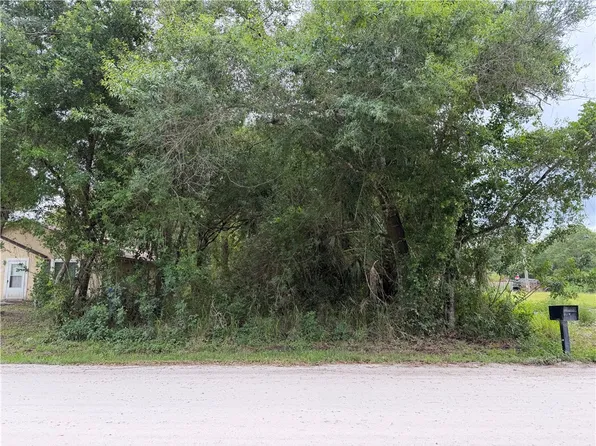 2110 86th Dr, Vero Beach, FL 32966