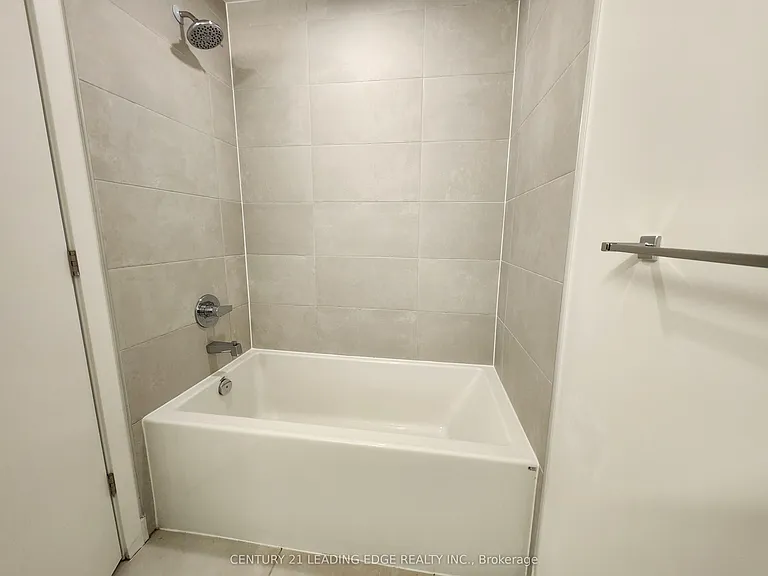 15 Ellerslie Ave #1004 — Photo 9