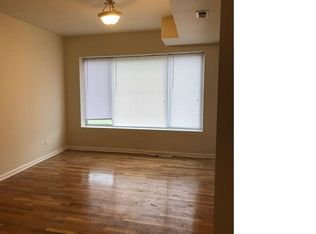 448 E 62nd St, Chicago, IL 60637