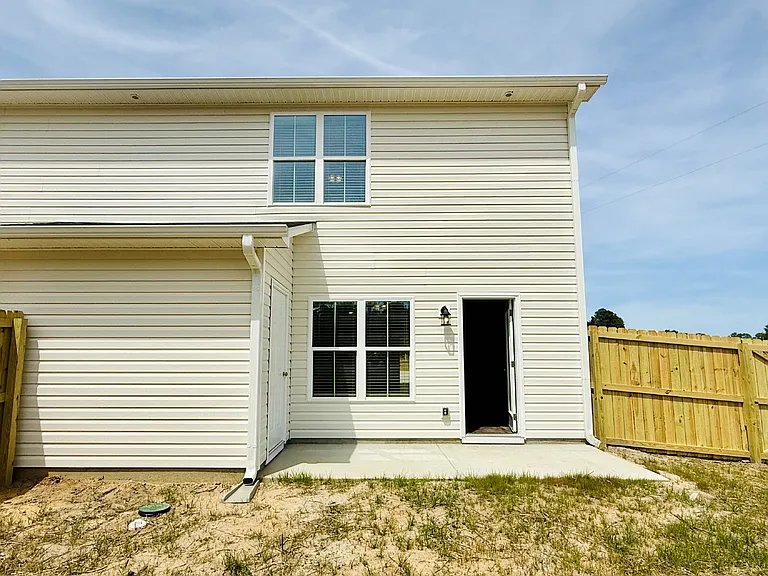 8107 King Rd — Photo 16