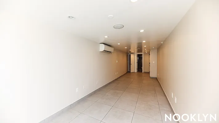 Rented by Nooklyn NYC LLC | media 12