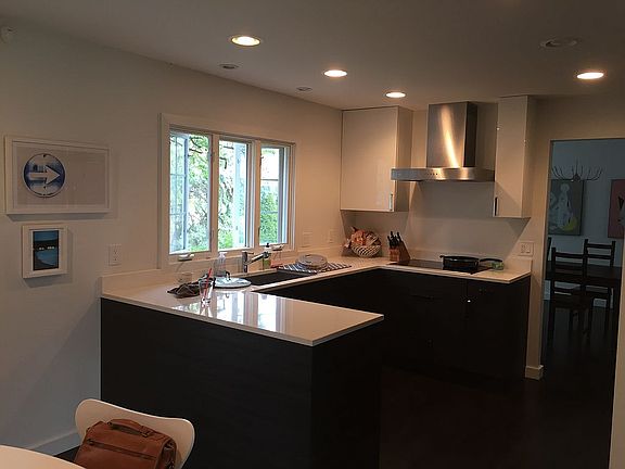 3rd image of 4185 Shore Crest Dr