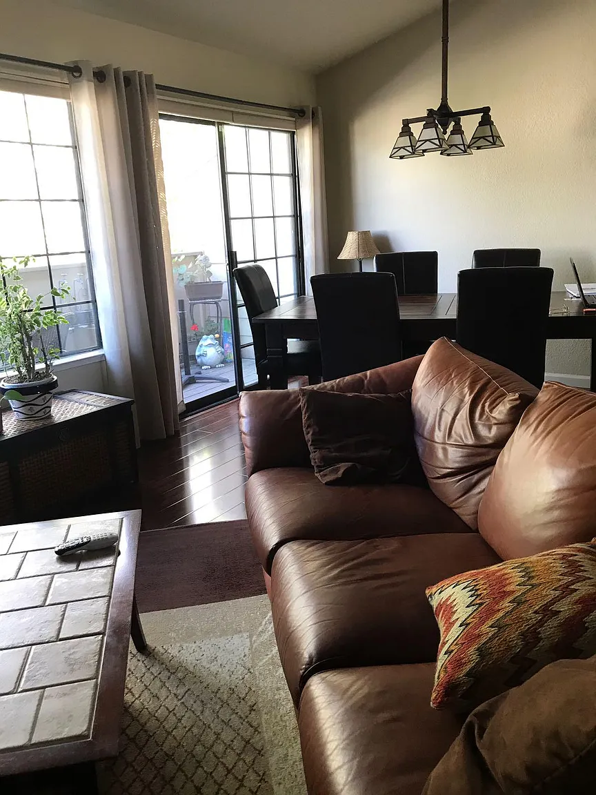 207 Manuel Ct photo 1