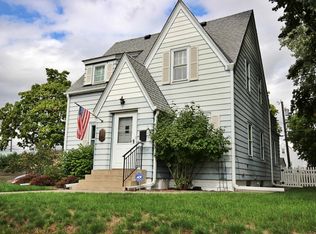 1001 Cook Ave E, Saint Paul, MN 55106