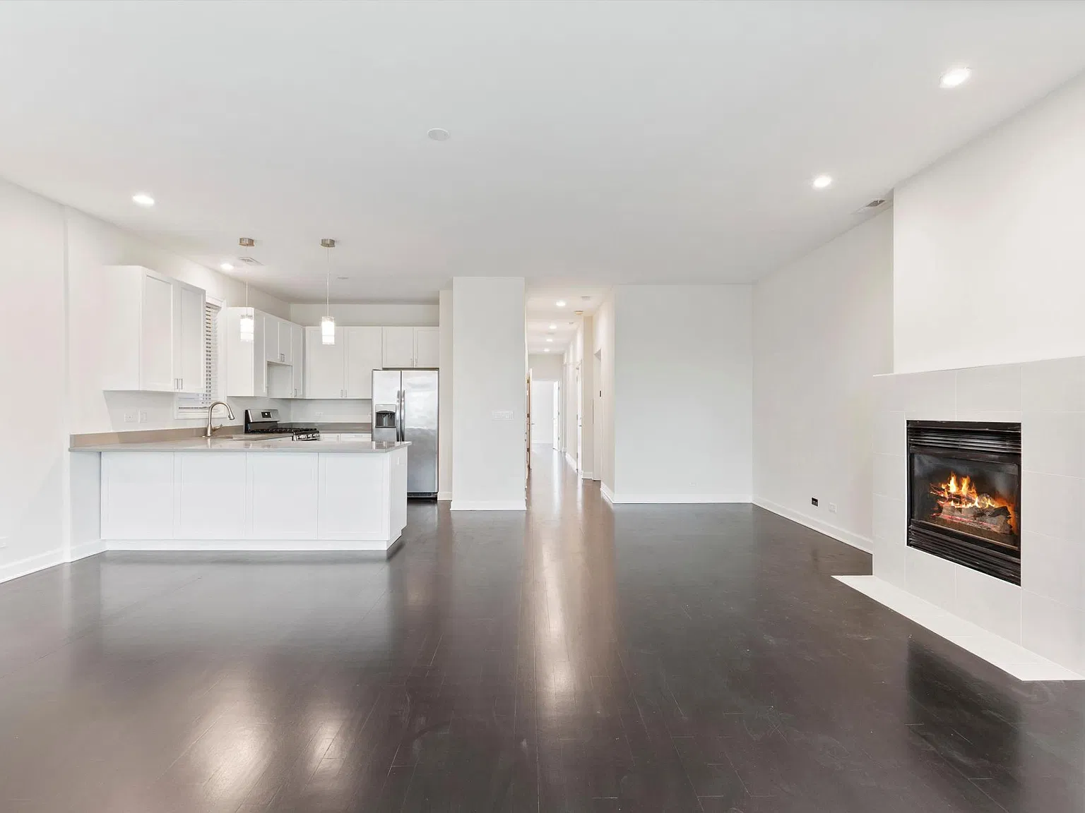 3 bed, 1600 sqft, $3,800 — Photo 4