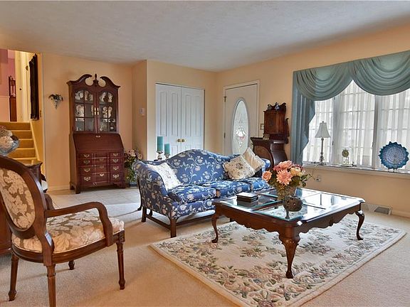 5th image of 3451 Orchard Hill Dr