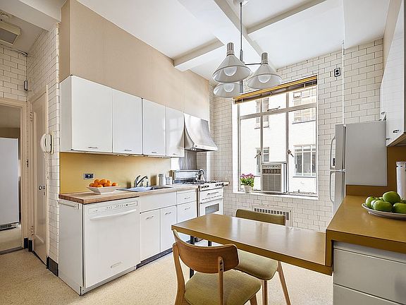 5th image of 146 Central Park W APT 11F
