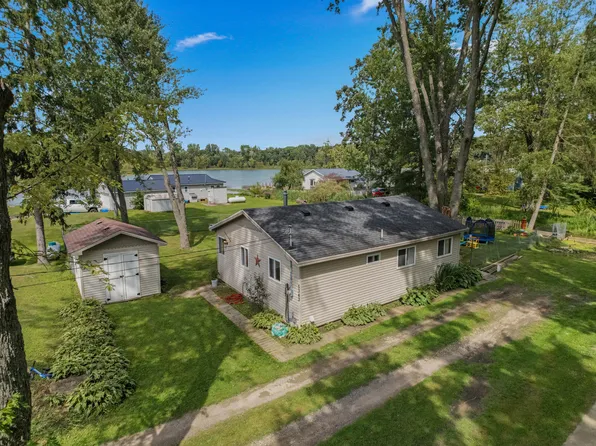 5343 Beverly Dr, Reading, MI 49274