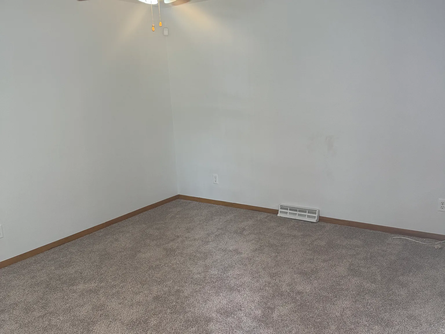 4 bed, 1440 sqft, $1,850 — Photo 3