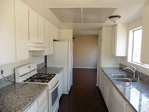 5th image of 1421 Leslie Ct