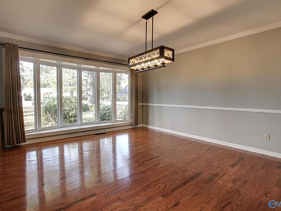 4th image of 104 Cedar Ln