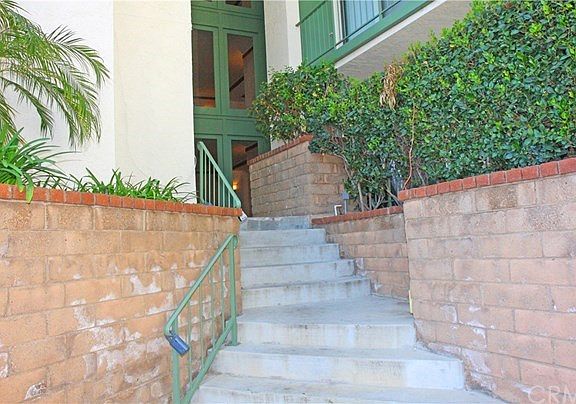 3rd image of 2306 Apricot Dr