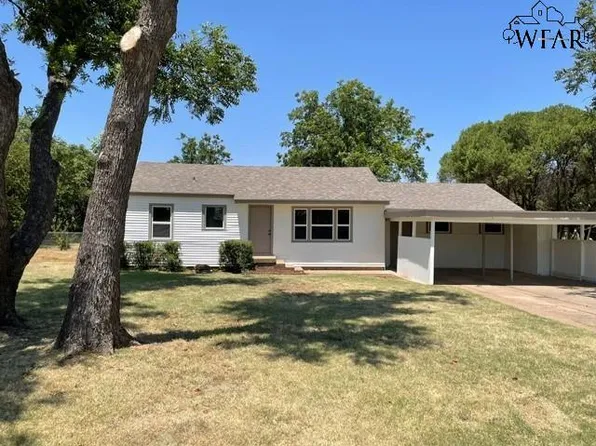 3110 Southeast Dr, Wichita Falls, TX 76306