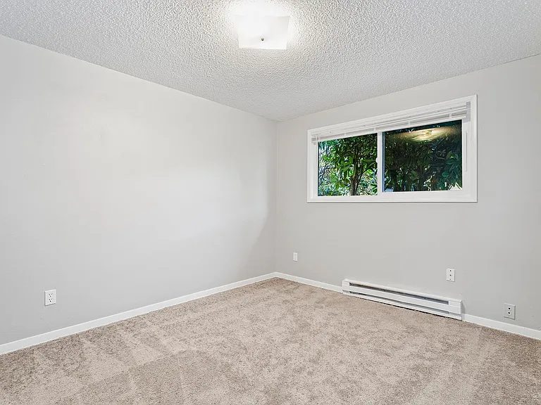 6970 SW King Blvd — Photo 11