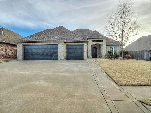 2nd image of 3104 SW 140th St