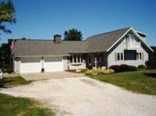 325 W Lincoln Ave, Ogden, IL 61859