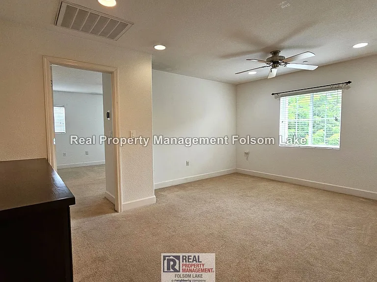 105 Cezanne Ln — Photo 11