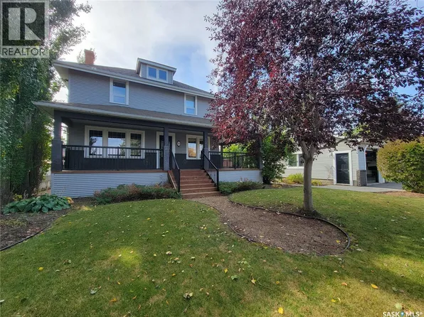 560 4th Ave E, Unity, SK S0K 4L0
