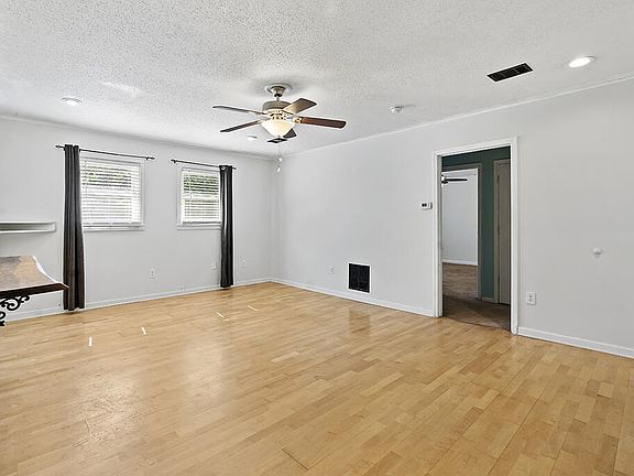 2nd image of 103 Ridgemont Ct