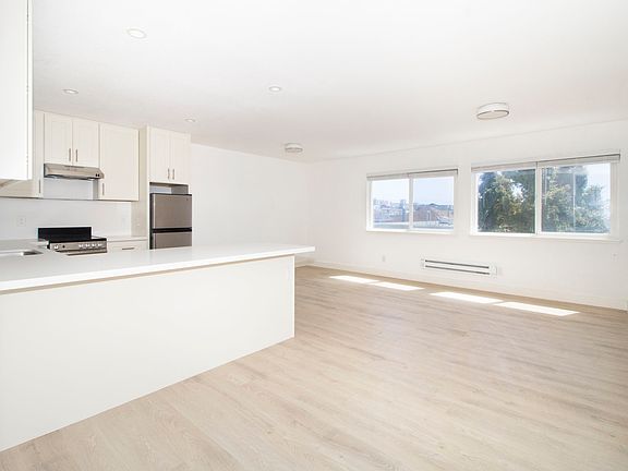 2nd image of 310 6th Ave #22