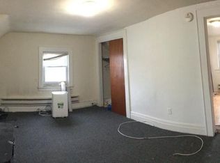 15 Momm Ct FLOOR 3, Irvington, NJ 07111