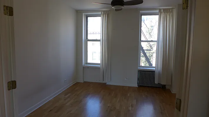 Rented by Garfield Realty  | media 4
