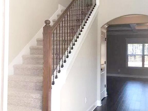 5th image of 4419 Jeffery Ln