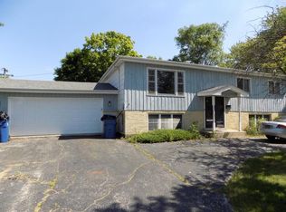 1102 W Westwood Trl, Addison, IL
