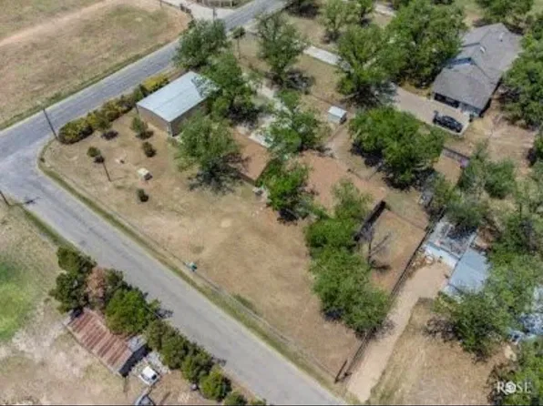 1034 Cactus Ln, San Angelo, TX 76903