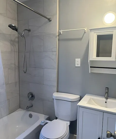 928 N Victoria Park Rd #1 — Photo 8