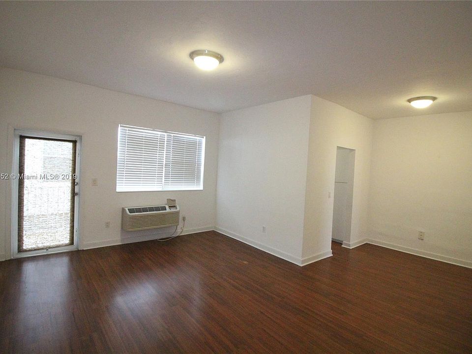 1st image of 7510 Carlyle Ave