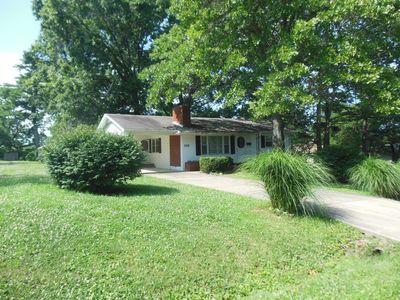 206 E 10th St, Willow Springs, MO, 65793