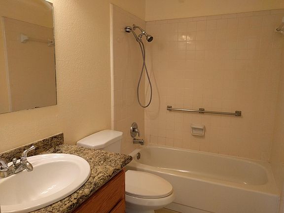 5th image of 2725 N 26th Ln