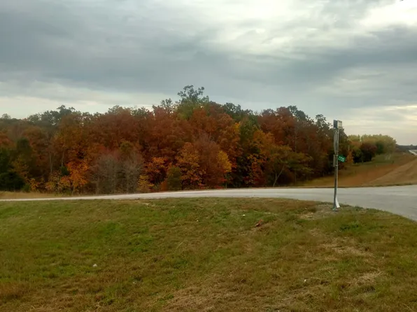 3910 County Road 2720, Willow Springs, MO 65793