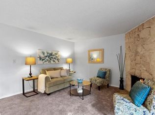 16200 NE 12th Ct APT D55, Bellevue, WA 98008