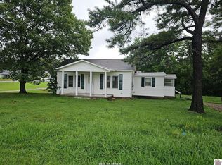 3335 Hardmoney Rd, Paducah, KY 42003
